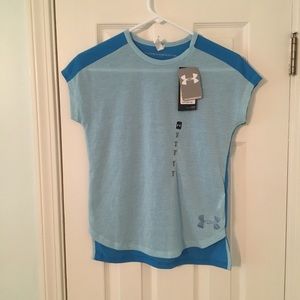 Girls UA t-shirt